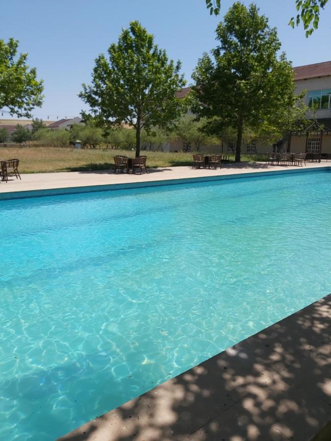 Chabiant Guesthouse Chateau Monolit Ikinci Yeniyol Ngoại thất bức ảnh