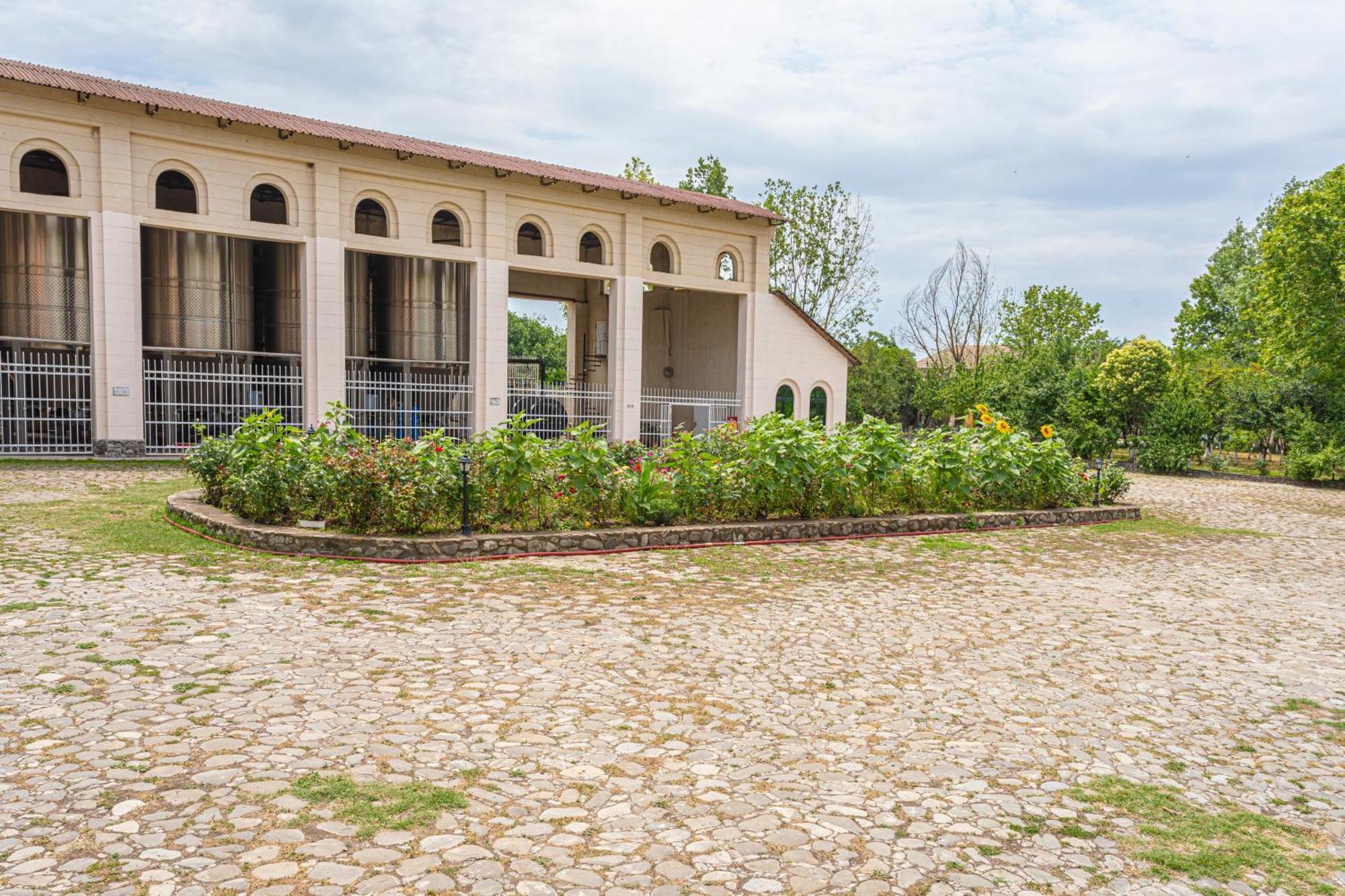Chabiant Guesthouse Chateau Monolit Ikinci Yeniyol Ngoại thất bức ảnh