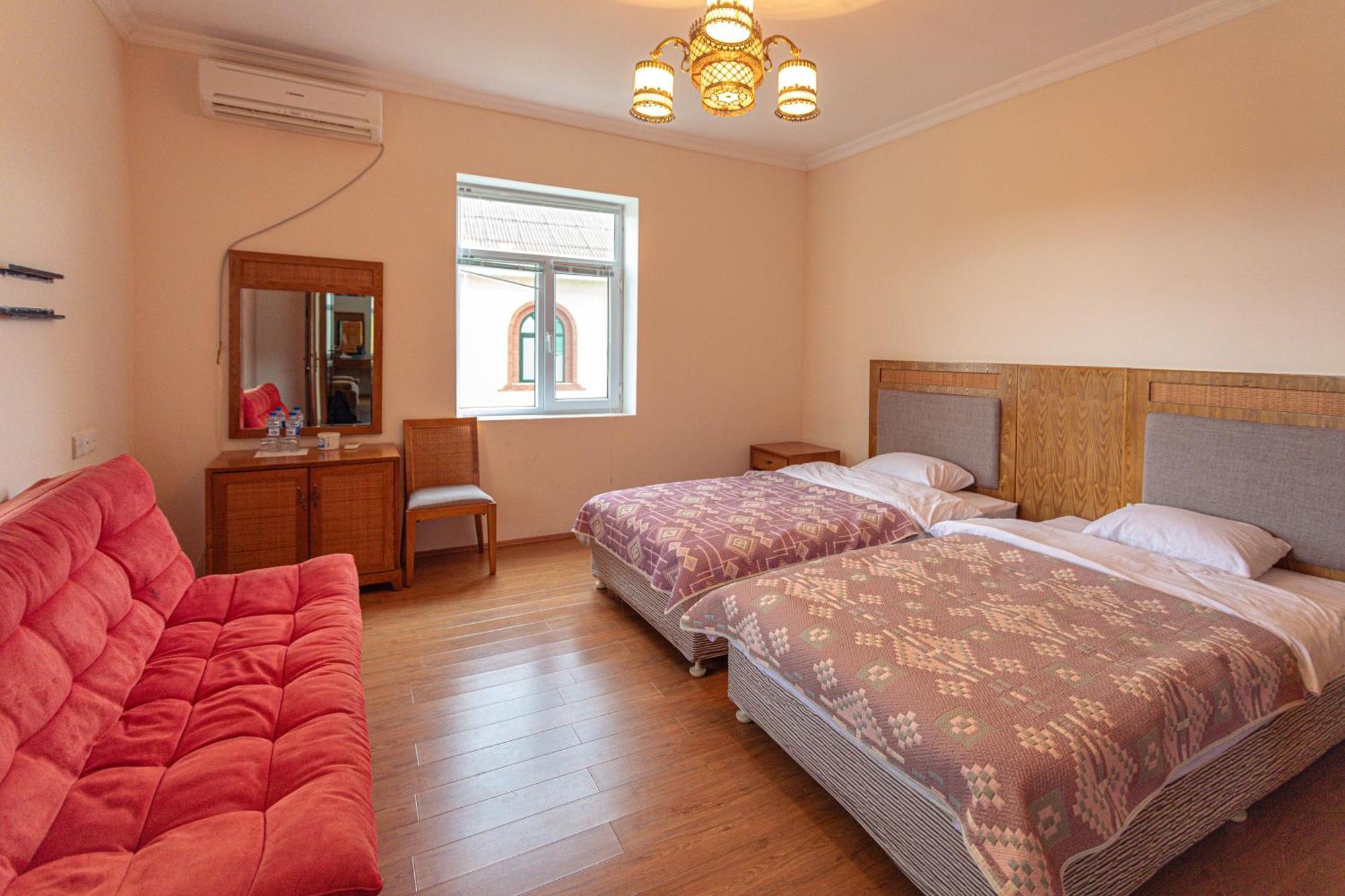 Chabiant Guesthouse Chateau Monolit Ikinci Yeniyol Ngoại thất bức ảnh