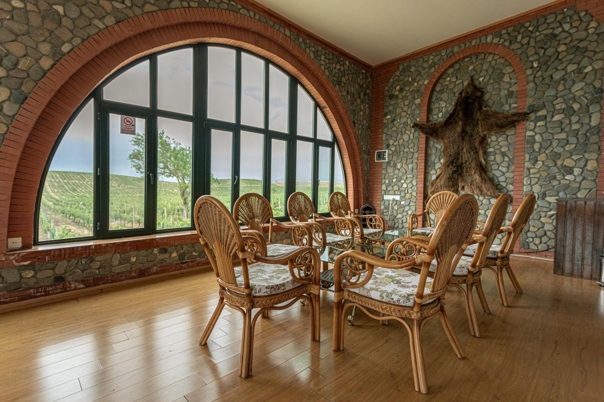 Chabiant Guesthouse Chateau Monolit Ikinci Yeniyol Ngoại thất bức ảnh
